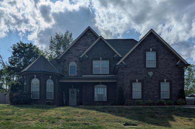 1504 Benton Park Pl, Clarksville, TN