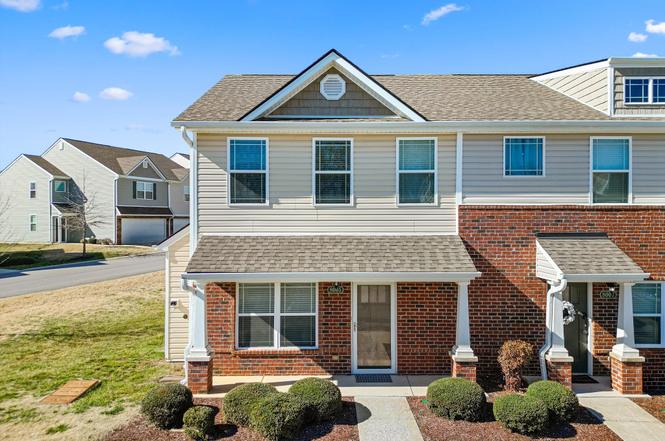 8005 Tuberose Ct, Spring Hill, TN