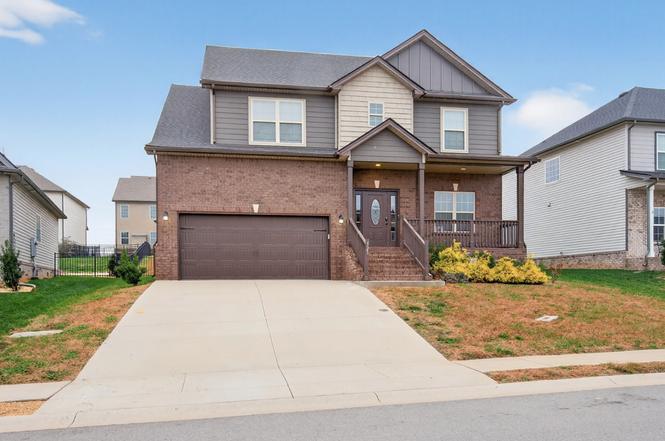 525 Low Country Ct, Clarksville, TN