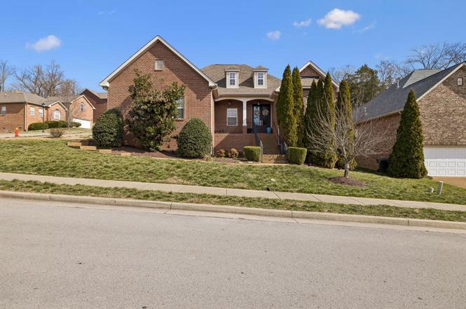 932 Century Oak Dr, Nashville, TN