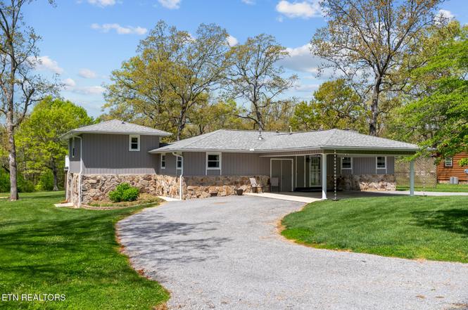3008 Seminole Loop, Crossville, TN