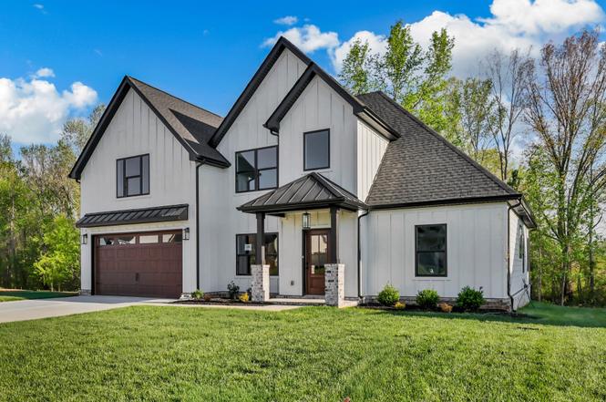 250 Bellshire Dr, Clarksville, TN