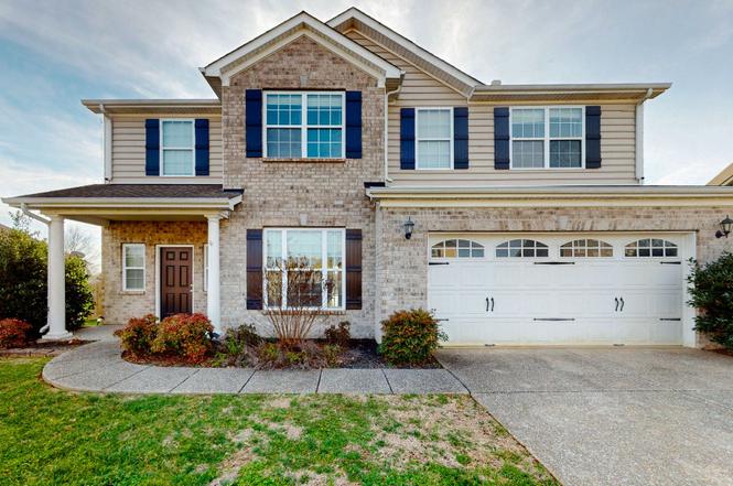 1055 Middleton Ln, Gallatin, TN