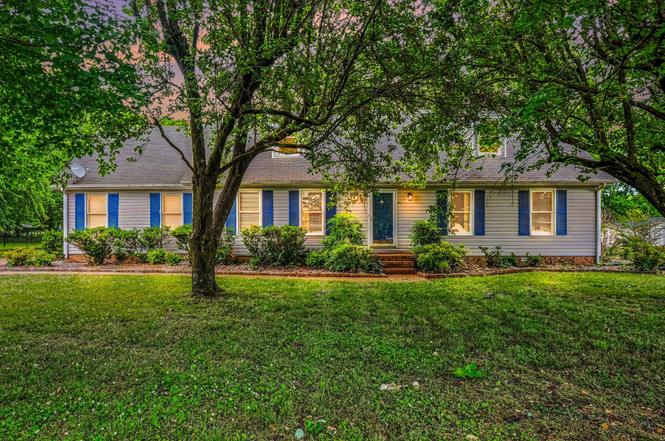 10308 Roanoke Dr, Murfreesboro, TN