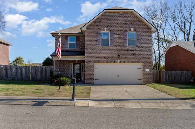 1749 Auburn Ln, Columbia, TN