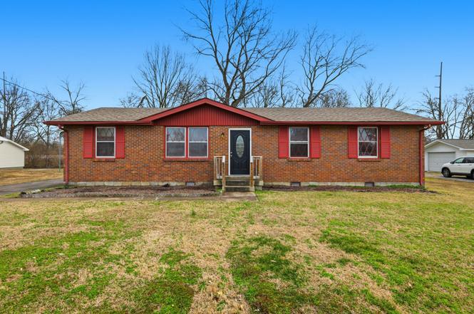 235 Southburn Dr, Hendersonville, TN