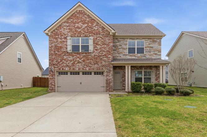1129 Cotillion Dr, Murfreesboro, TN