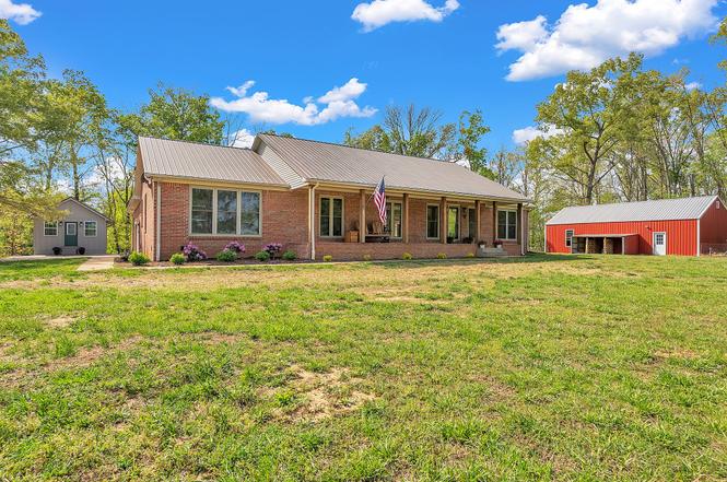 1819 Barker Rd, Columbia, TN