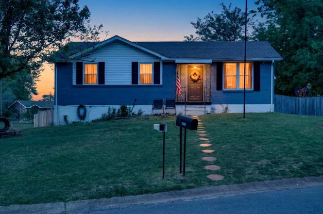 1593 Boxcroft Ct, Clarksville, TN