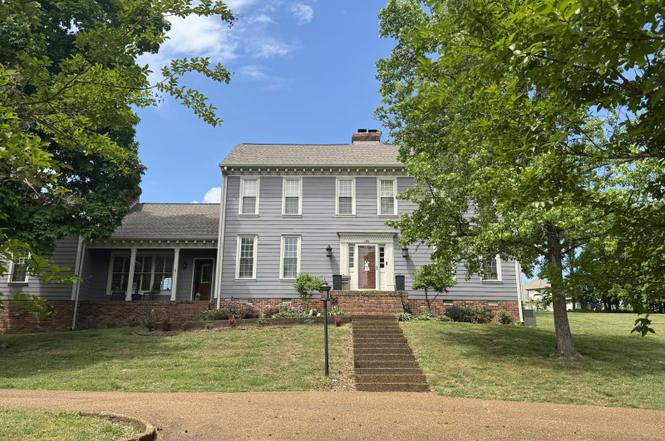 185 Clifftop Dr, Hendersonville, TN