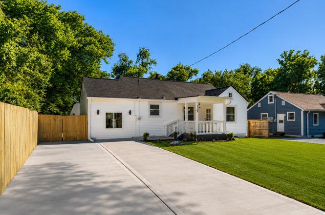 928 Chickasaw Ave, Nashville, TN