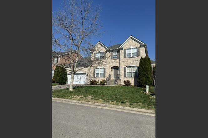 9706 Valley Springs Dr, Brentwood, TN