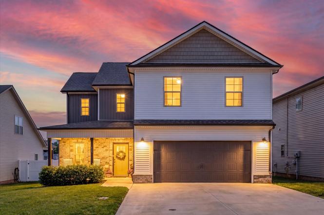 689 Elm St, Clarksville, TN