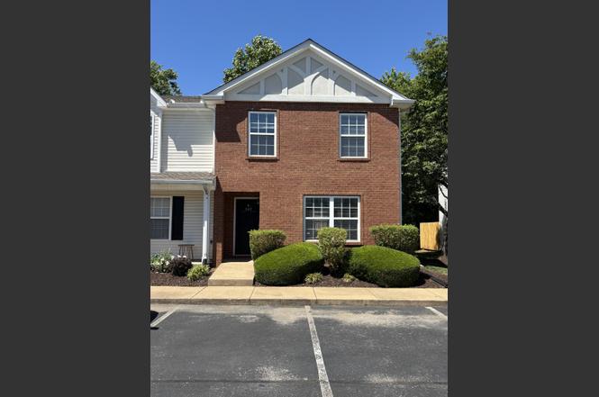 342 Arapaho Dr, Murfreesboro, TN