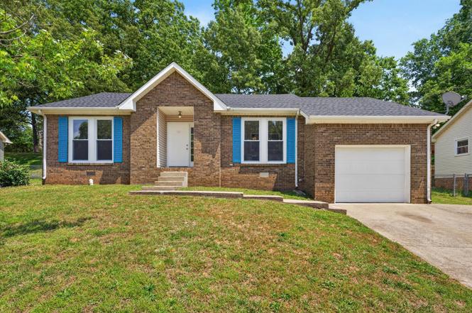 1217 Verkler Dr, Clarksville, TN