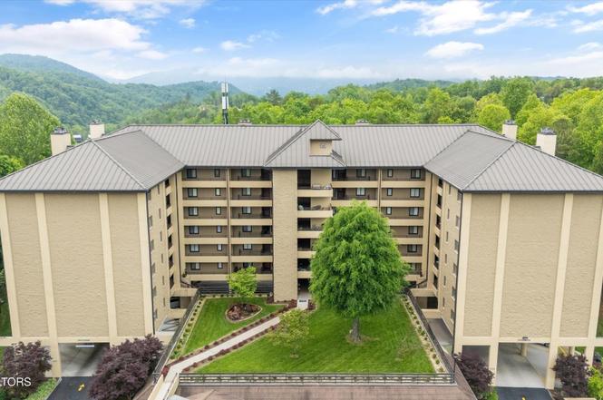 1704 Hidden Hills Rd Apt 108, Gatlinburg, TN