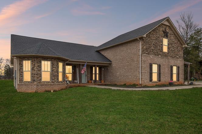 3941 Kelley Farris Rd, Columbia, TN