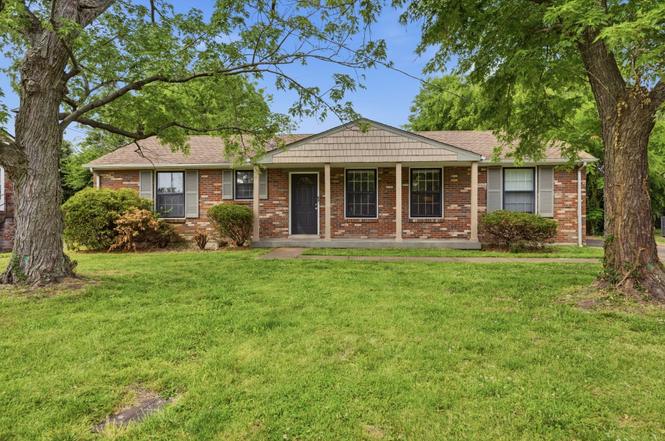 441 Lynn Dr, Nashville, TN