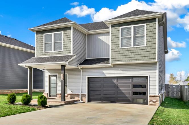 2517 Ashland City Rd, Clarksville, TN