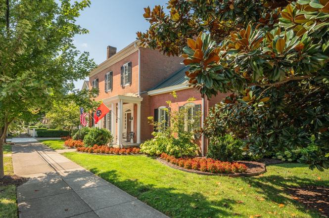 224 3rd Ave S, Franklin, TN