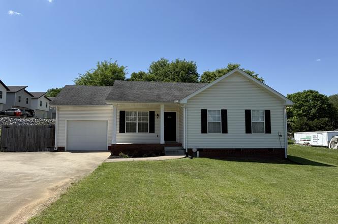 414 Kelly Ln, Clarksville, TN