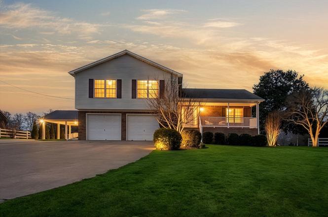 397 Canaan Rd, Columbia, TN