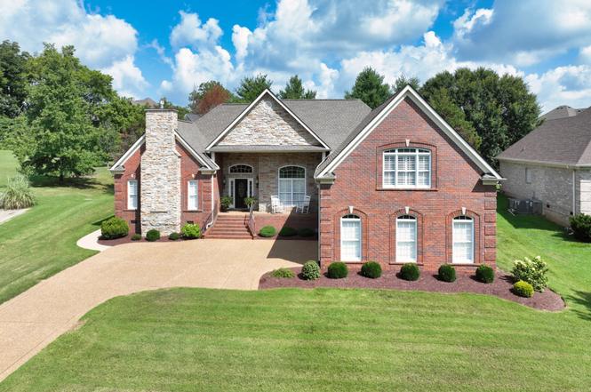 1017 Dorset Dr, Hendersonville, TN