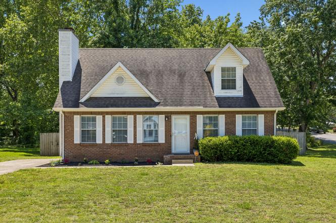 186 Pine Mountain Rd, Clarksville, TN