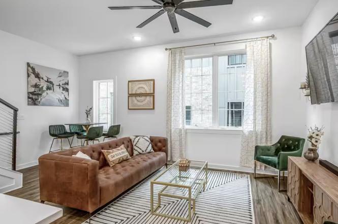 738 Douglas Ave #8, Nashville, TN
