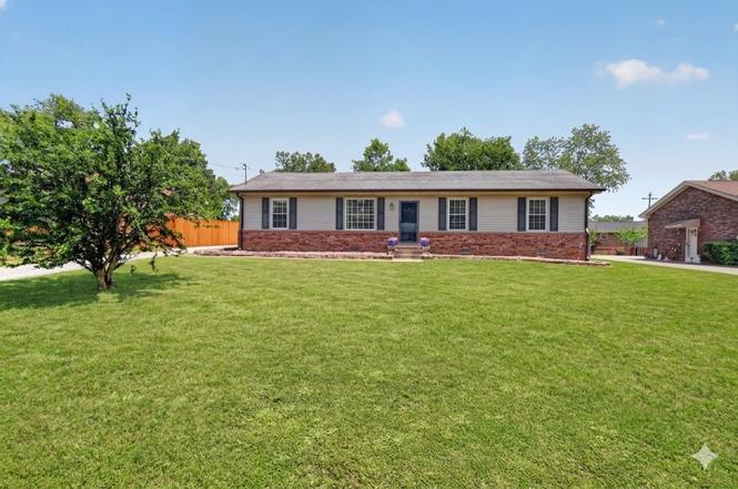 272 Wessington Pl N, Hendersonville, TN