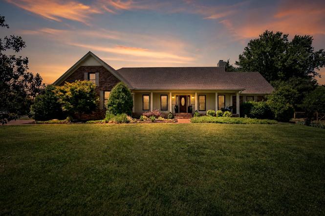131 Arrowhead Dr, Hendersonville, TN