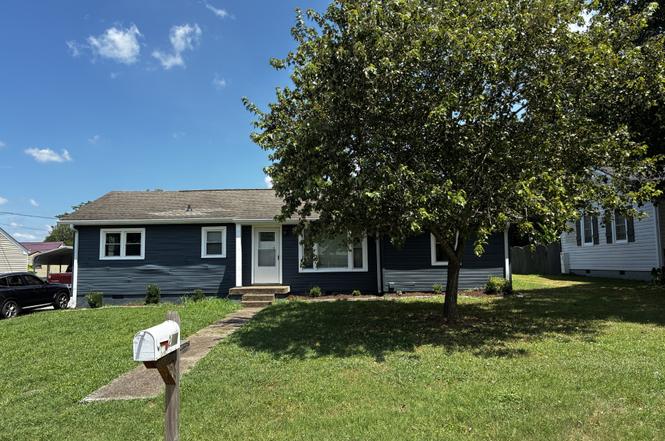 216 Daleview Ave, Gallatin, TN