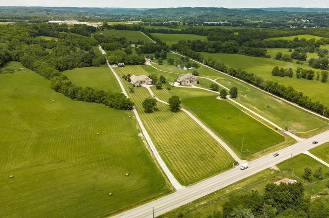 2436 Long Hollow Pike, Hendersonville, TN