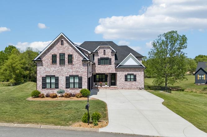 1210 Ballentrace Blvd, Lebanon, TN