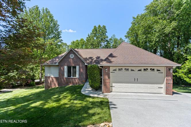 407 Tecumseh Pt, Loudon, TN