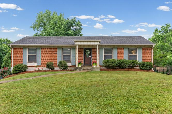 607 Elaine Dr, Nashville, TN