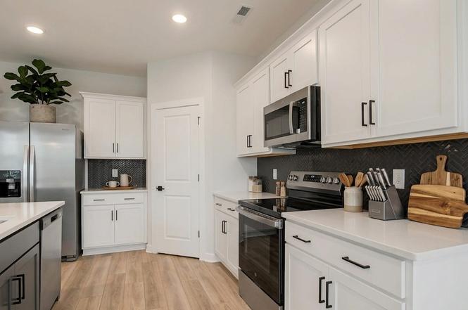 3600 Heartland Dr, Columbia, TN