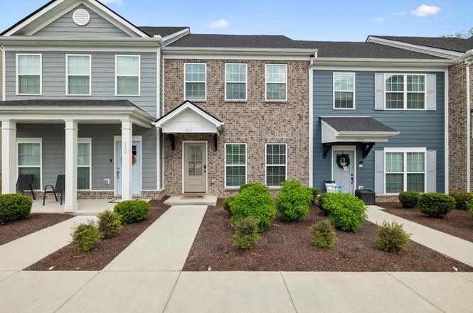 201 Harvard Dr, Gallatin, TN
