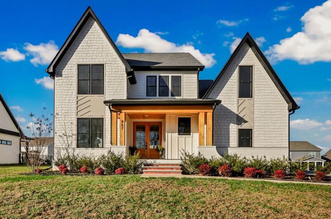 867 Shady Bluff Trl, Clarksville, TN