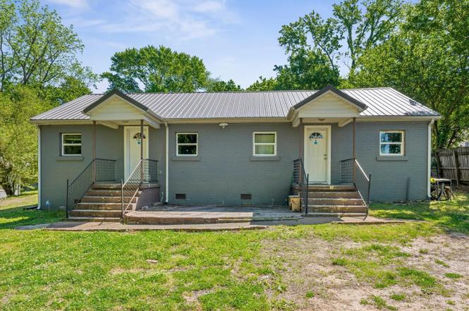 307 Locust St Unit A & B, Clarksville, TN