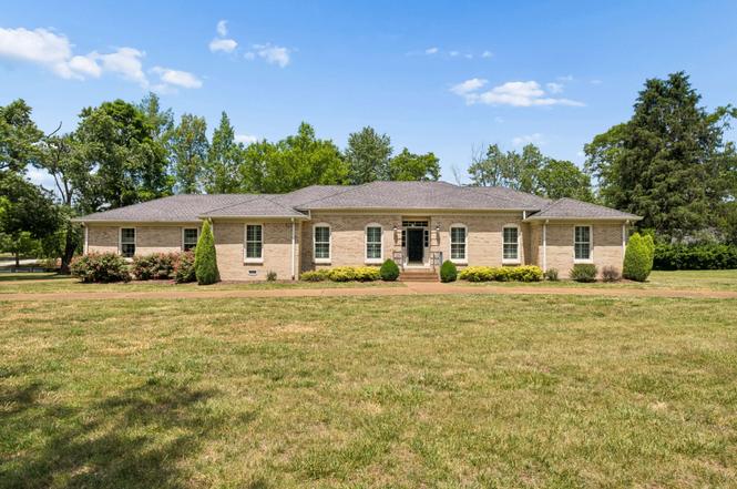 312 River Oaks Rd, Brentwood, TN