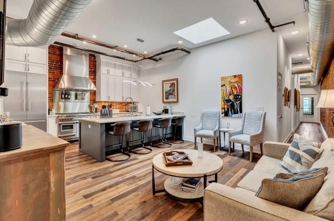 208 3rd Ave N #500, Nashville, TN