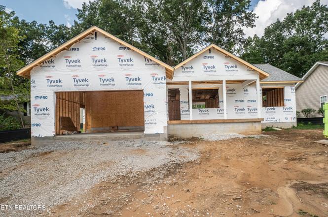 114 Britton Ln, Crossville, TN