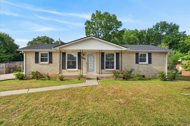 102 Rainbow St, Clarksville, TN