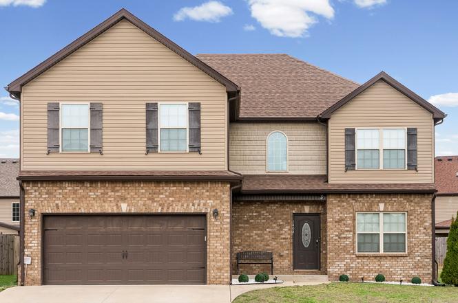 1404 Kingbird Dr, Clarksville, TN