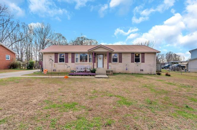6810 Longview Dr, Murfreesboro, TN