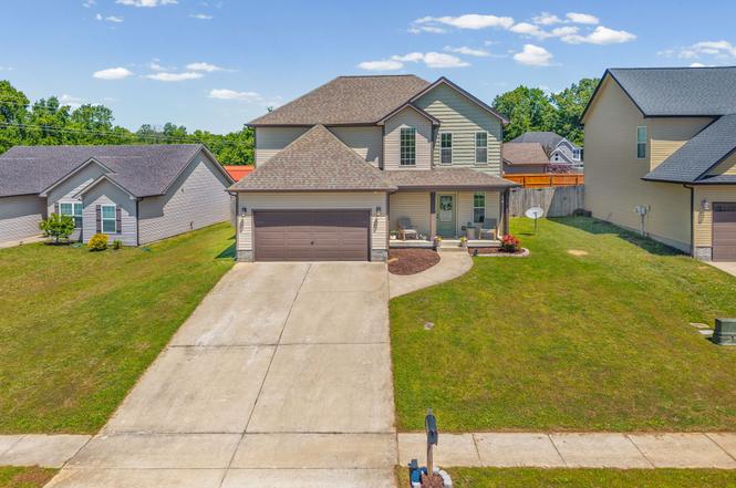 2114 Trophy Trce, Clarksville, TN