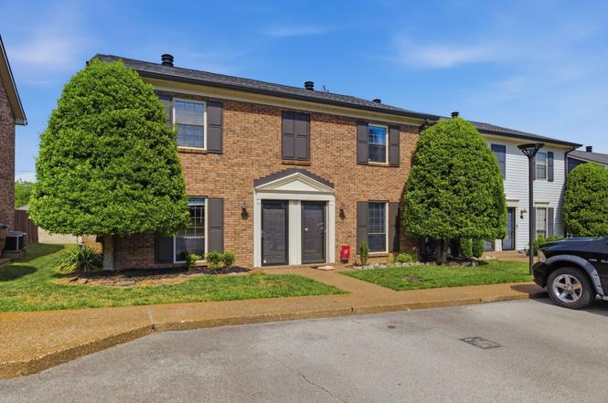 132 Academy Sq, Nashville, TN