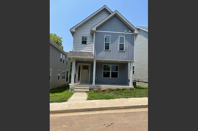 718 Perkins Ave, Clarksville, TN