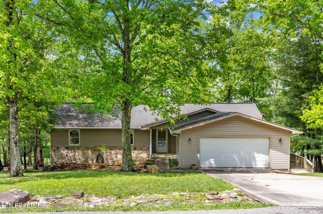 116 Greenwood Rd, Crossville, TN